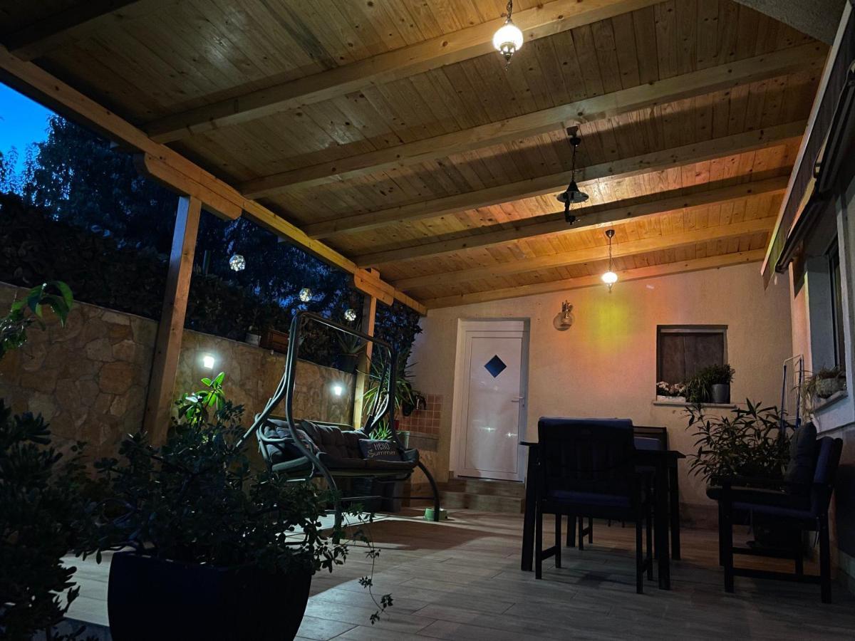 Apartment Mika Пула Екстериор снимка
