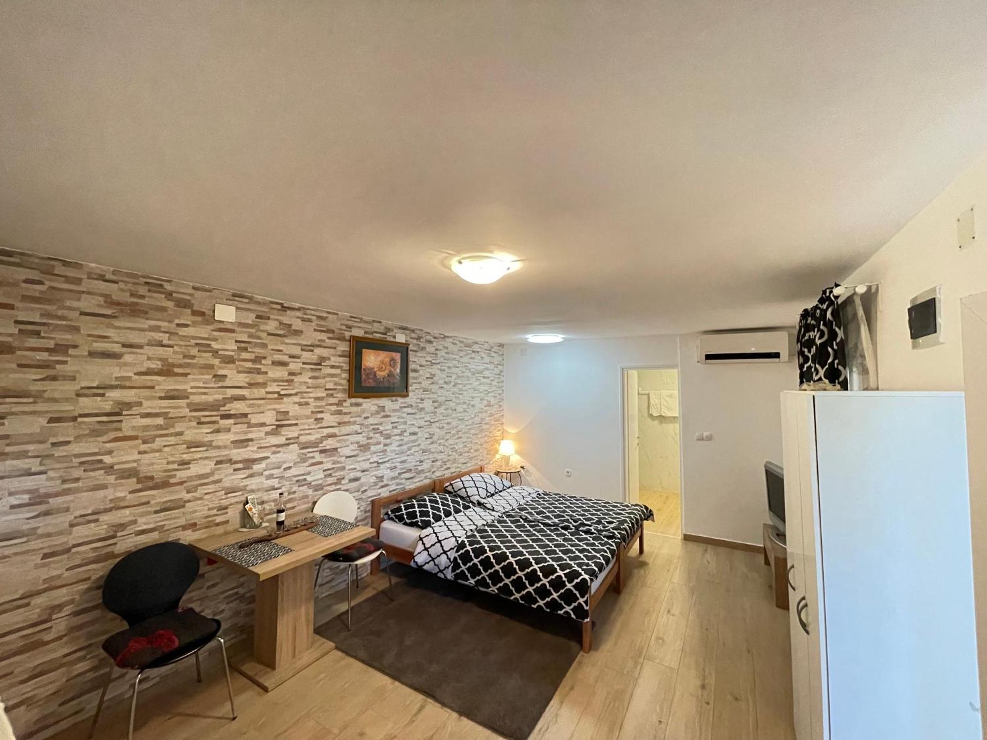 Apartment Mika Пула Екстериор снимка