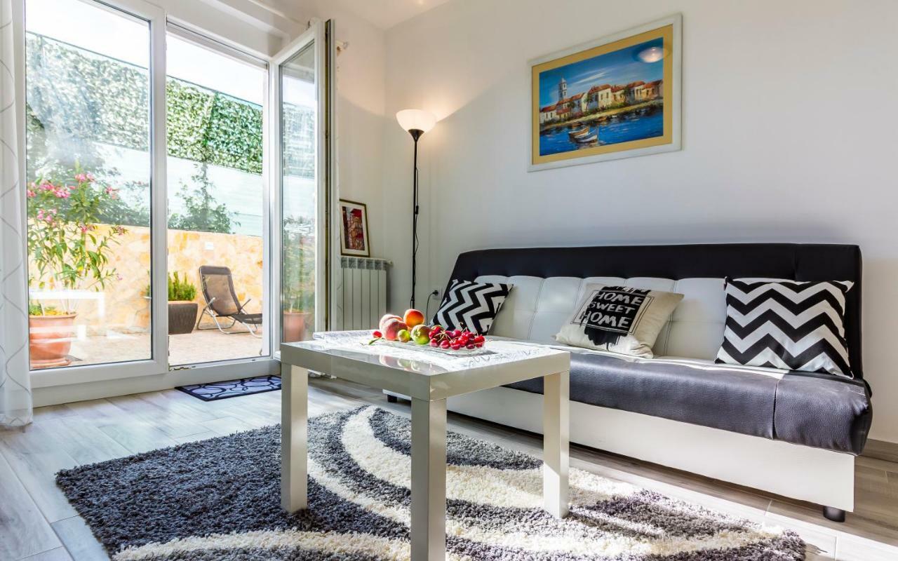 Apartment Mika Пула Екстериор снимка