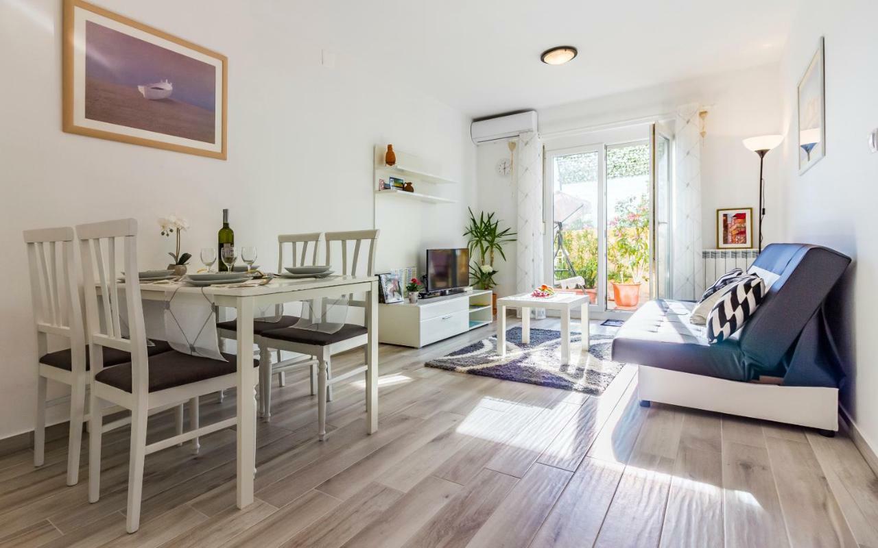 Apartment Mika Пула Екстериор снимка
