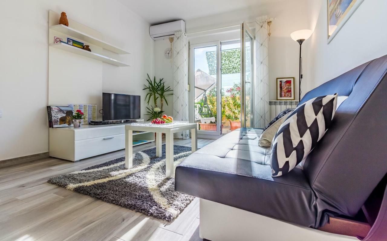 Apartment Mika Пула Екстериор снимка
