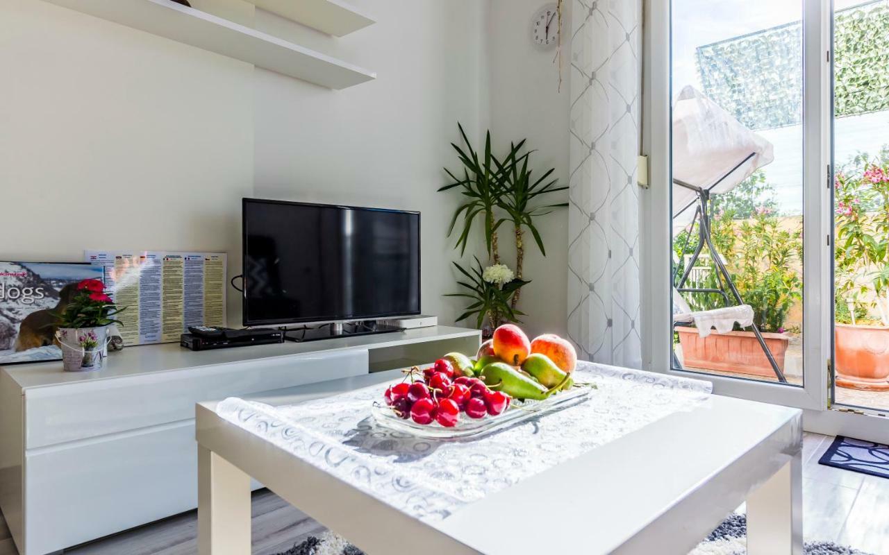 Apartment Mika Пула Екстериор снимка